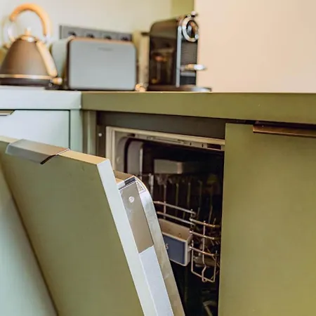 Kabinett Boutique Apartments Креф Экстерьер фото