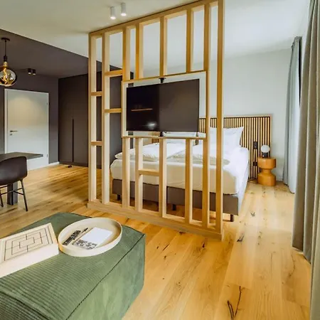 Kabinett Boutique Apartments Креф Экстерьер фото